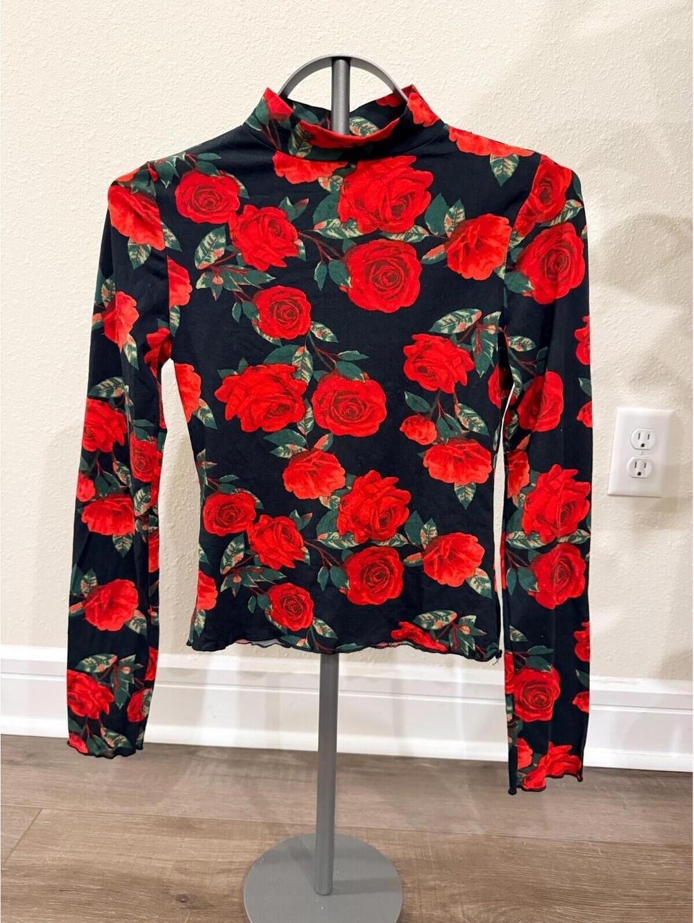Minette Red Floral Long Sleeve Top - Women's Size Small